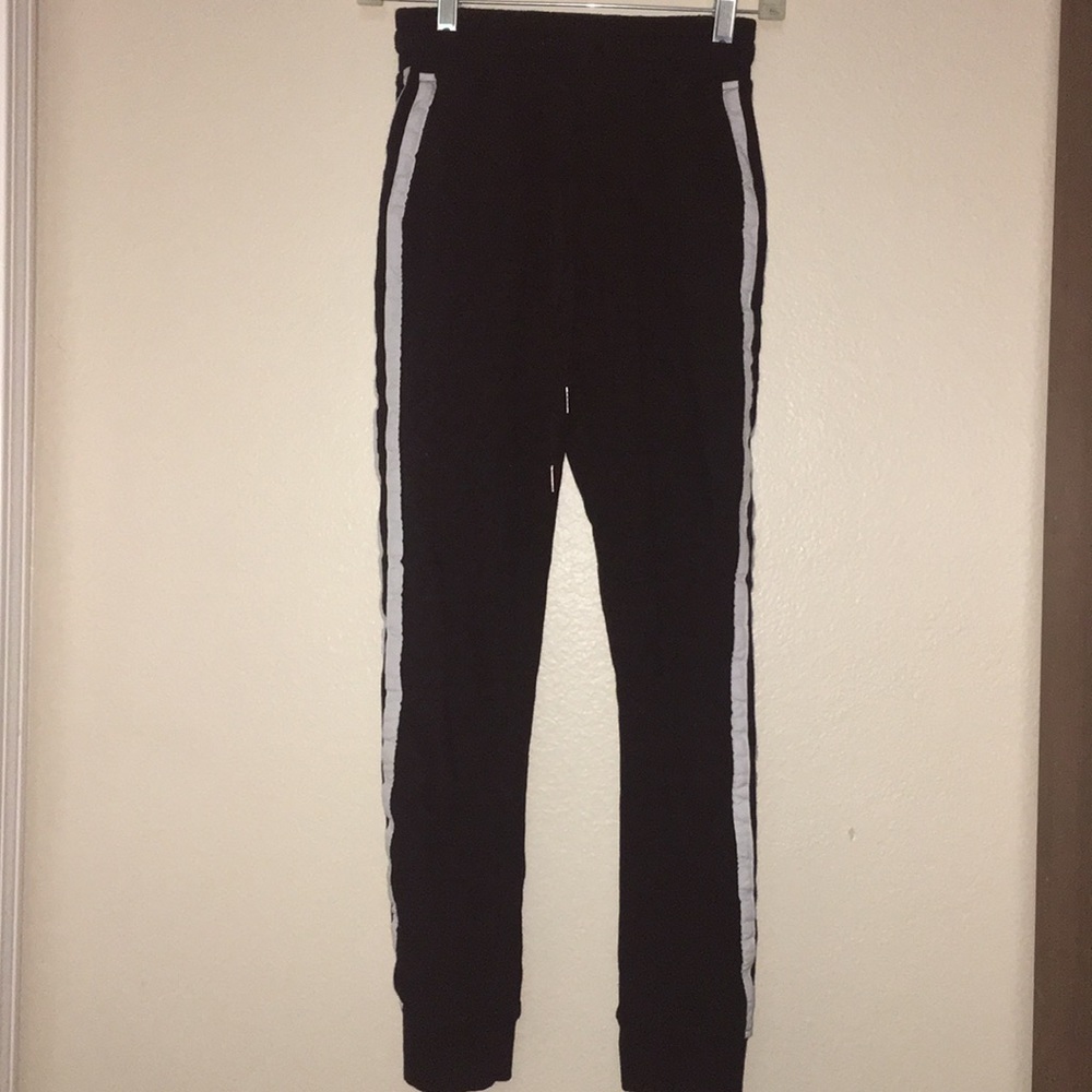 White Fox active sweatpants